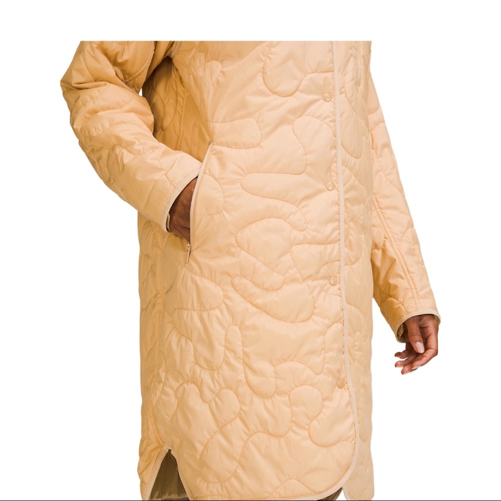 Lululemon Insulated Quilted Long Bomber size 12 brand new with tags colo… - Picture 4 of 4